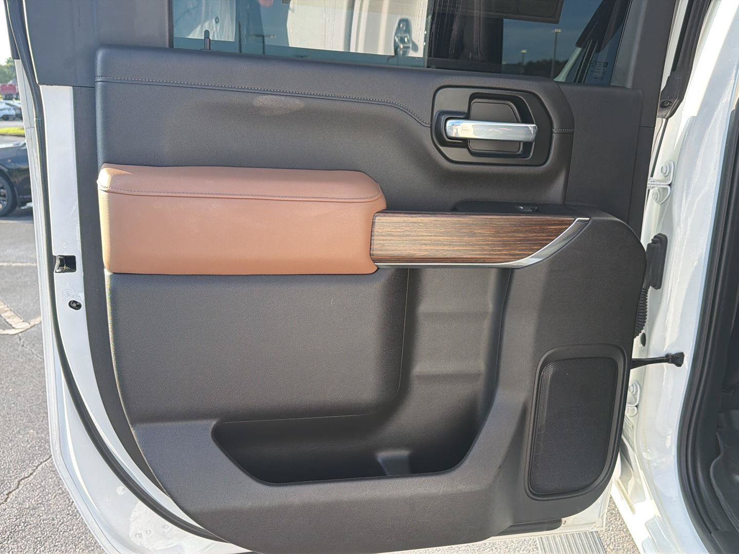 Used 2022 Chevrolet Silverado 2500 High Country AWD/4WD image 18