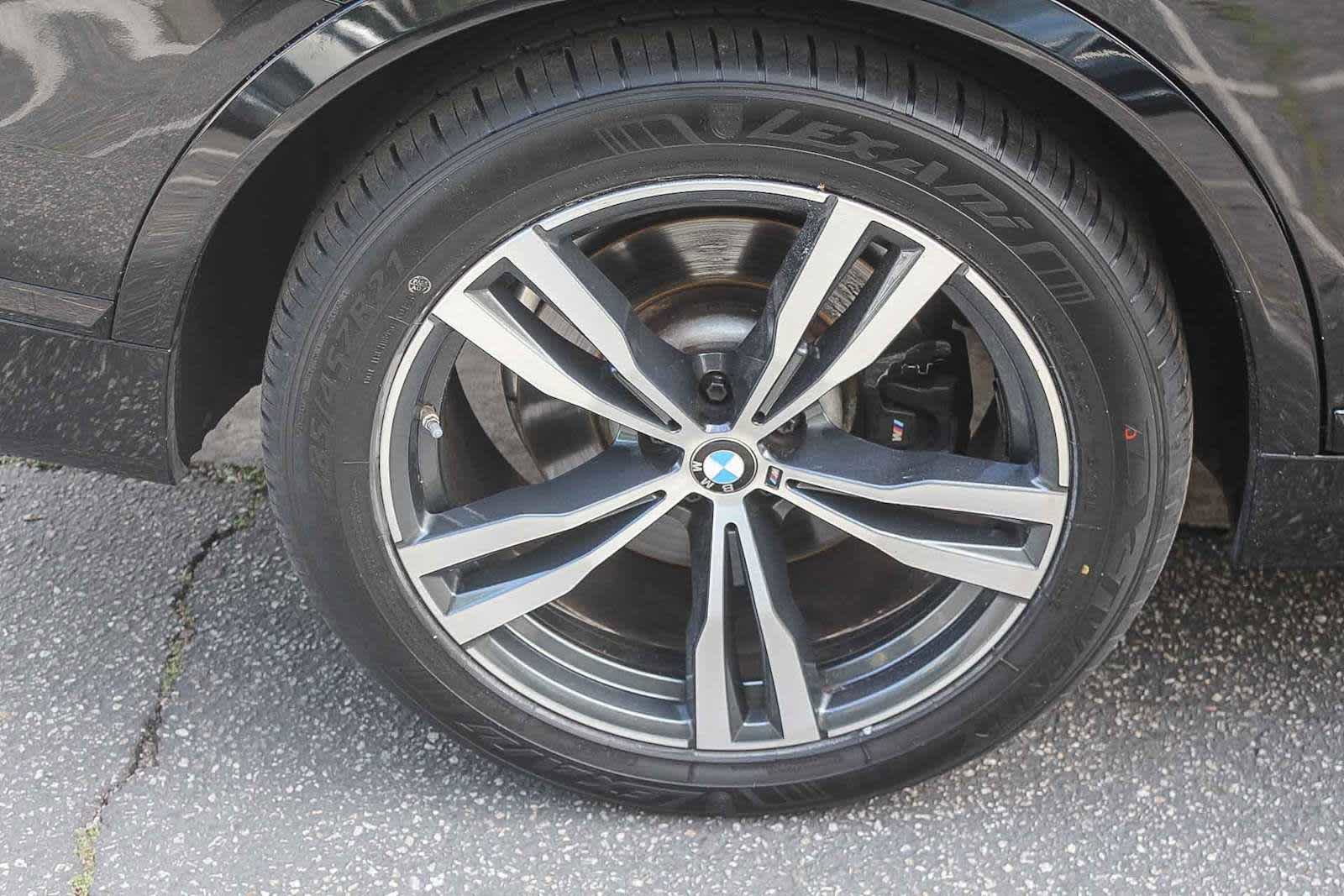 Used 2023 BMW X7 xDrive40i w/ M Sport Package image 8