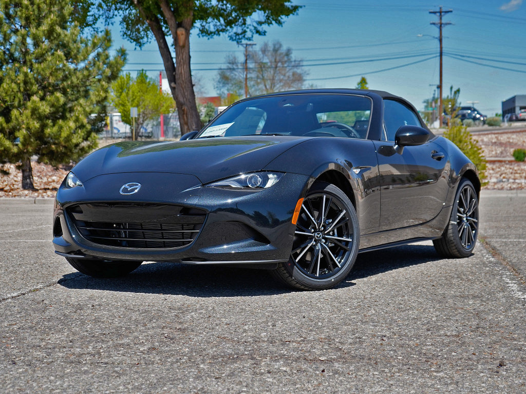 Used 2026 MAZDA MX-5 Miata Grand Touring w/ Weather Package RWD image 1