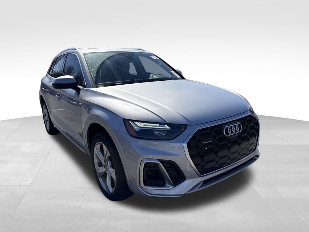 Used 2022 Audi Q5 2.0T Premium Plus w/ Premium Plus Package image 5