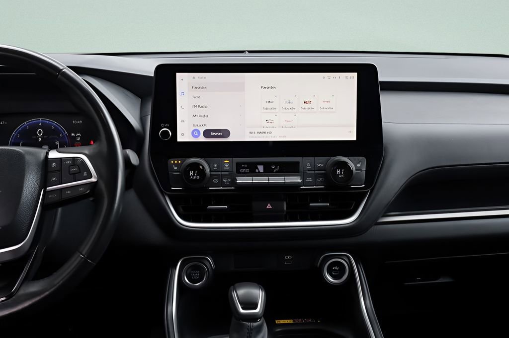 Certified 2024 Toyota Grand Highlander XLE image 35