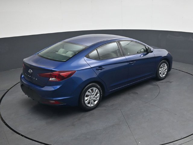 Used 2020 Hyundai Elantra SE FWD image 25