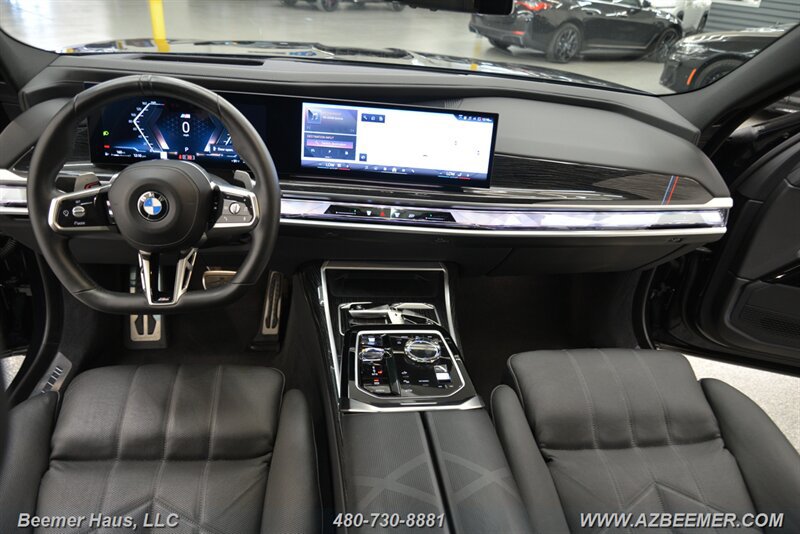 Used 2023 BMW 740i RWD image 19