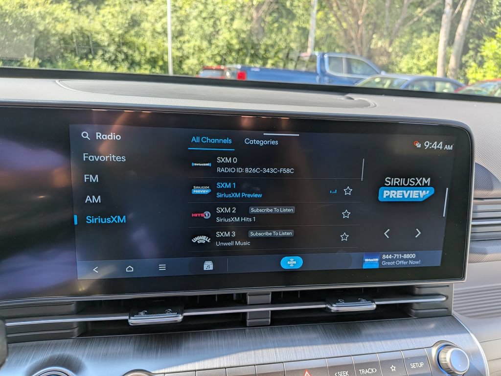 Used 2024 Hyundai Kona Limited AWD/4WD image 25