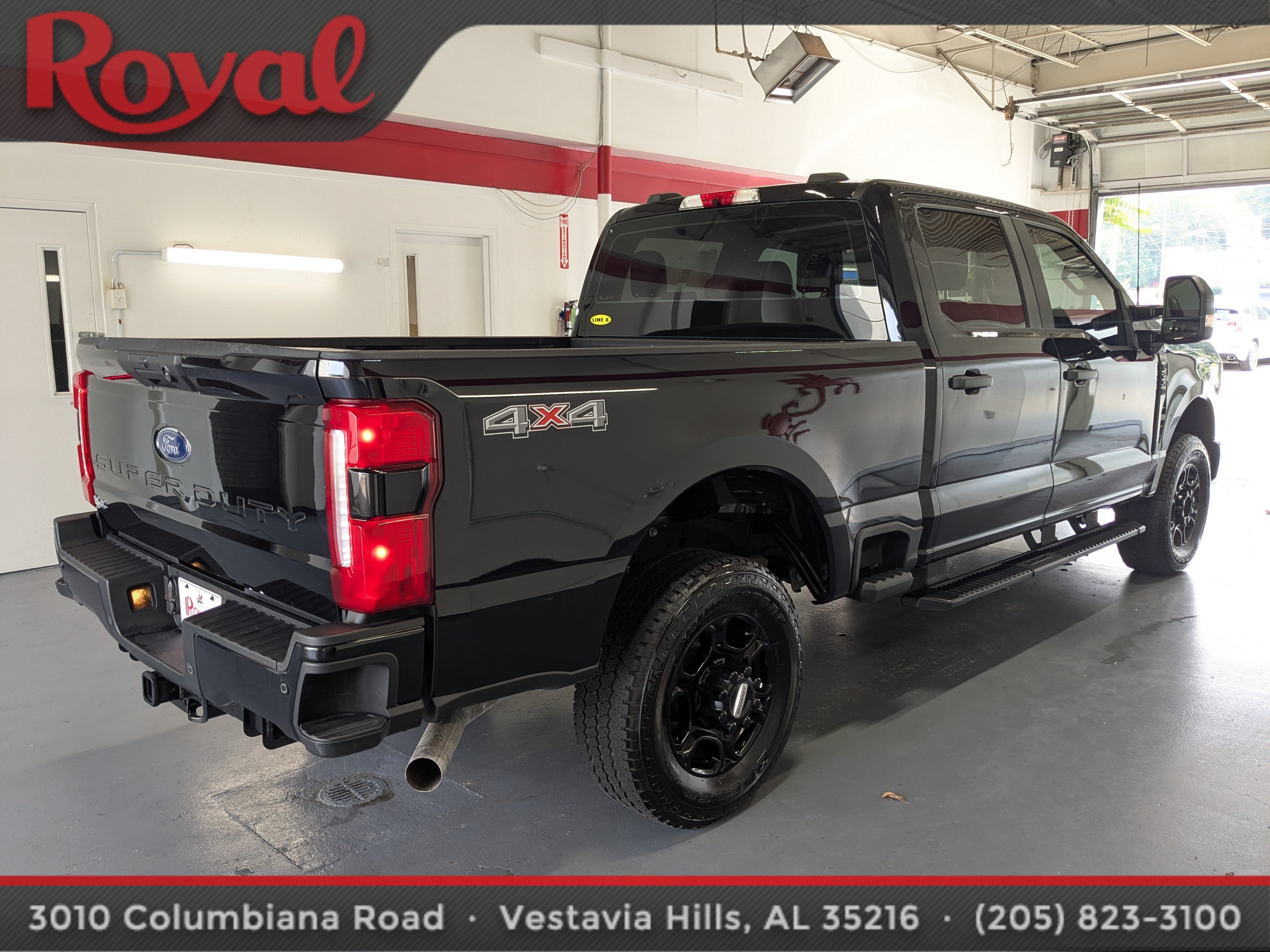 Used 2026 Ford F250 XL w/ STX Appearance Package AWD/4WD image 4