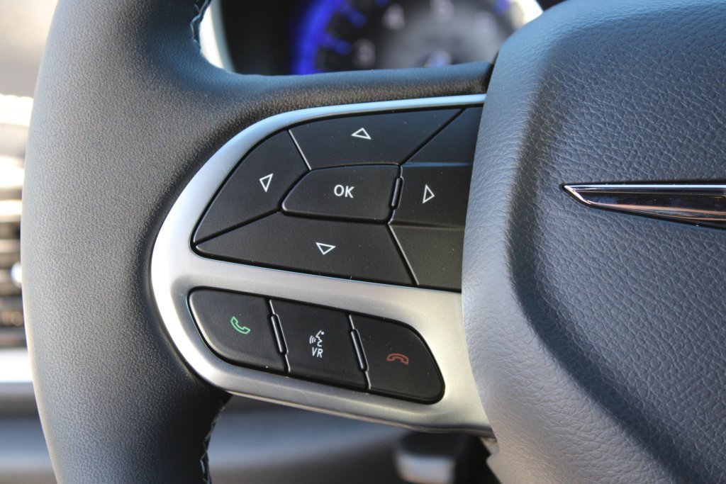 New 2026 Chrysler Pacifica Select image 14