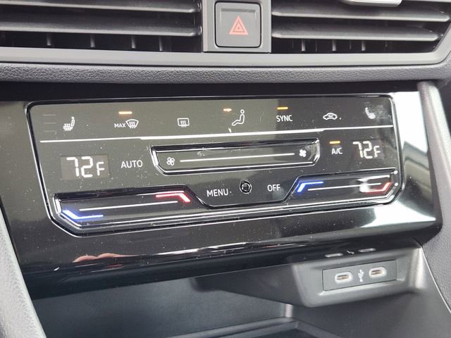New 2026 Volkswagen Jetta SE FWD image 18