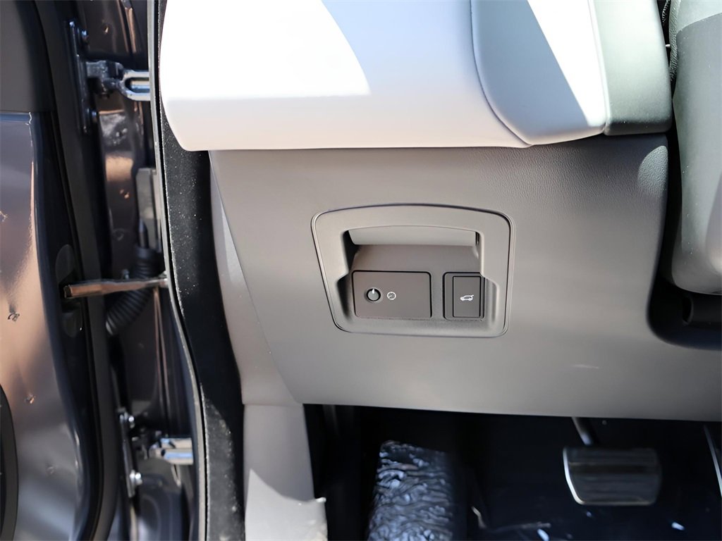 New 2026 Land Rover Range Rover Velar Dynamic SE image 36
