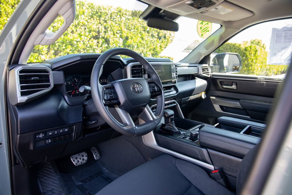 Used 2024 Toyota Tundra SR5 AWD/4WD image 12