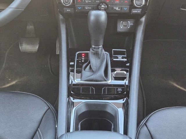Used 2025 Jeep Compass Limited image 17