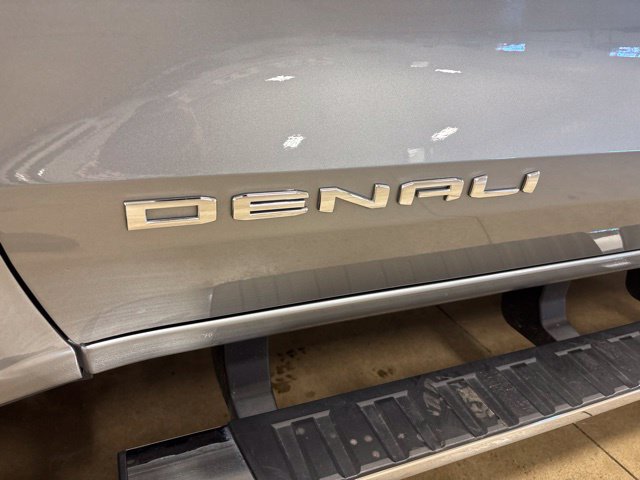 Used 2026 GMC Canyon Denali AWD/4WD image 13
