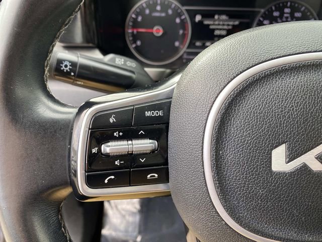 Used 2022 Kia Sorento S image 13