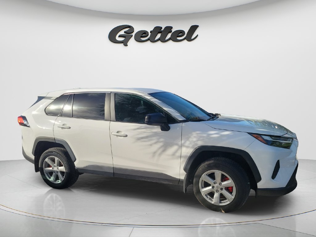 Used 2024 Toyota RAV4 LE FWD image 1