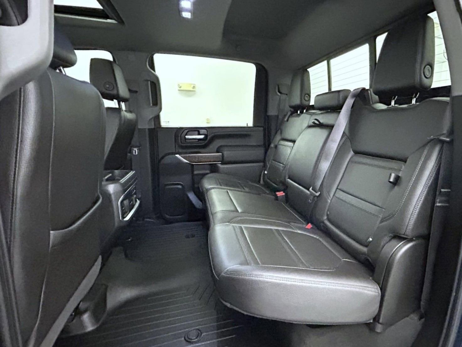 Used 2020 GMC Sierra 2500 Denali w/ Denali Ultimate Package image 19