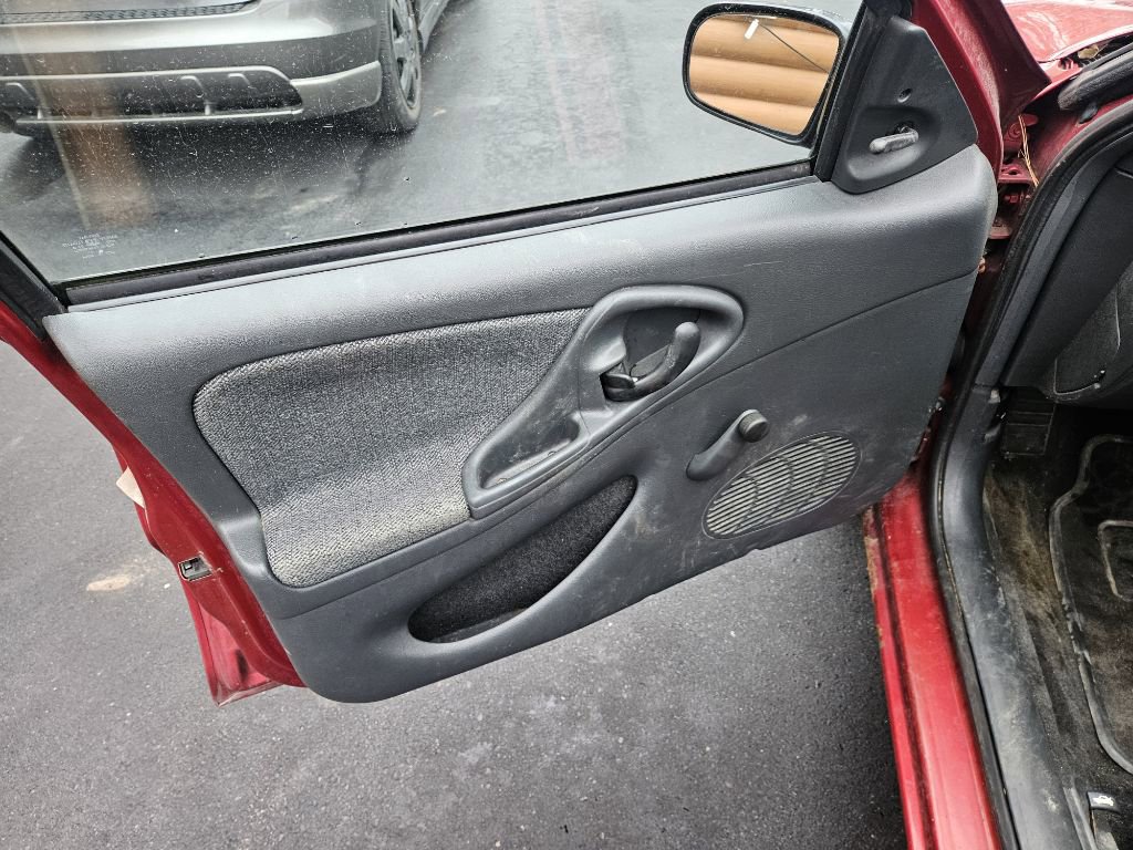 Used 2000 Chevrolet Cavalier Sedan image 11