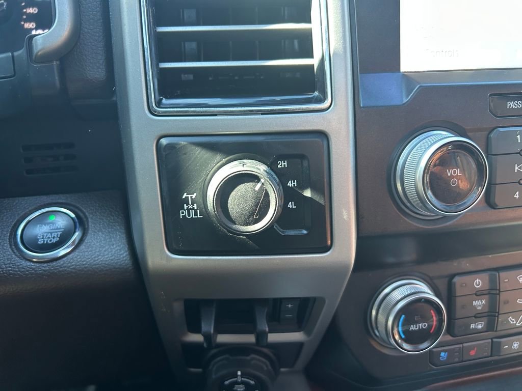 Used 2020 Ford F350 King Ranch w/ King Ranch Ultimate Package image 16