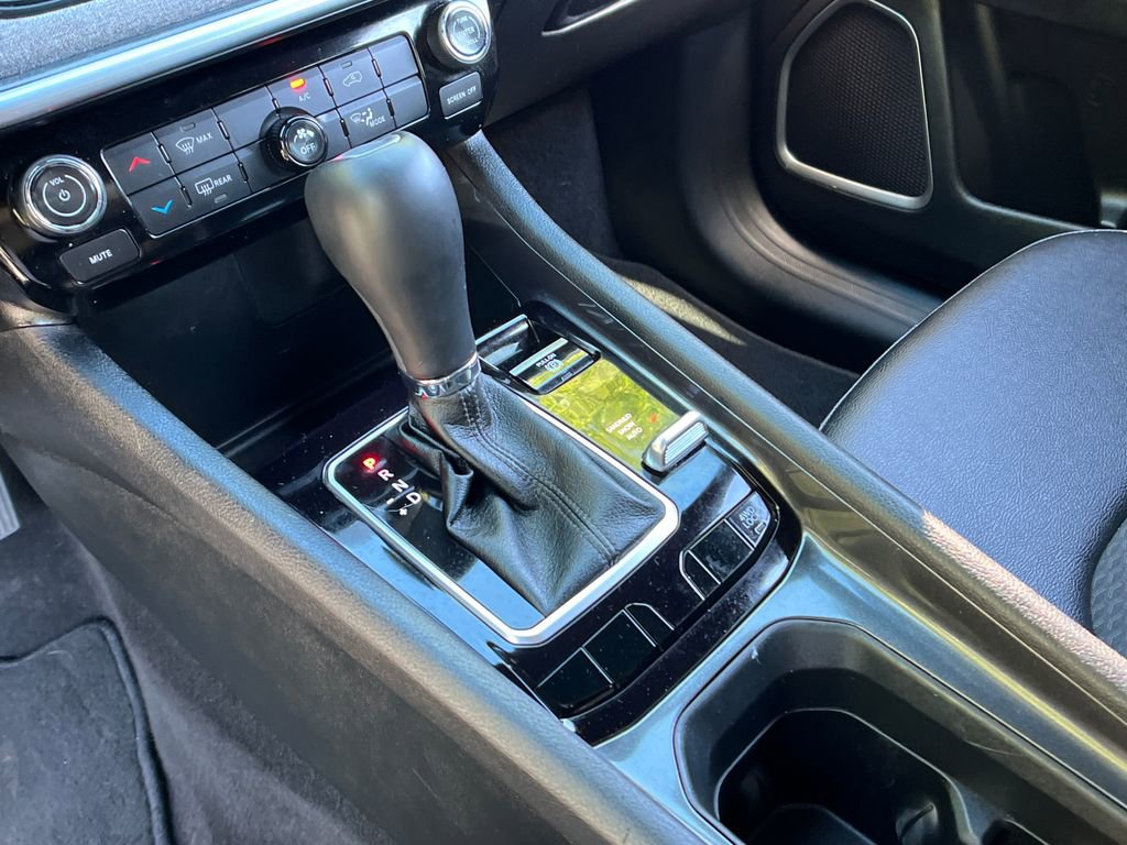 Used 2024 Jeep Compass Latitude image 19