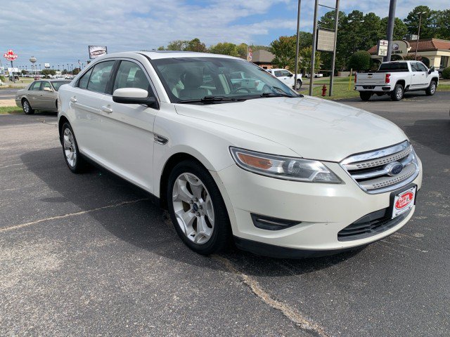 Used 2010 Ford Taurus SEL FWD image 5