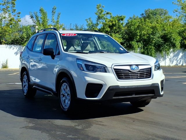 Used 2021 Subaru Forester AWD/4WD image 3