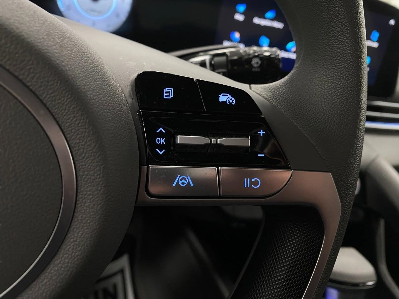Certified 2024 Hyundai Elantra SEL FWD image 16