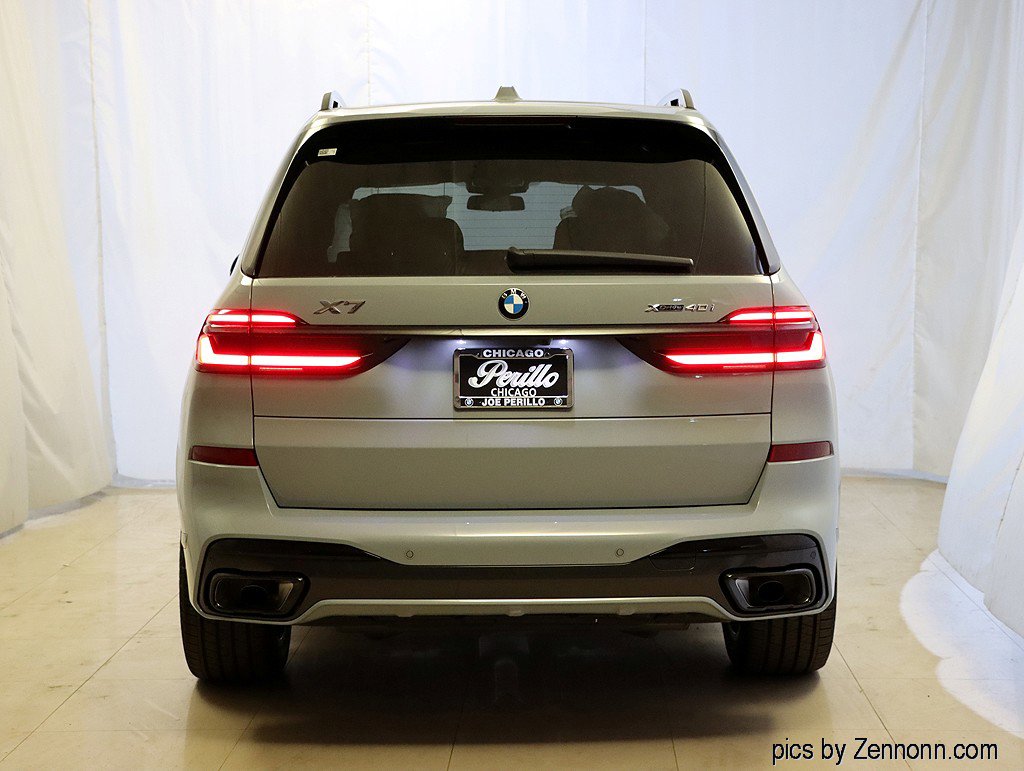 Used 2026 BMW X7 xDrive40i w/ Executive Package image 7