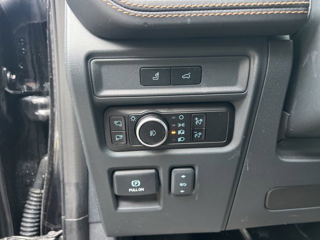 Used 2023 Ford Expedition Platinum image 26