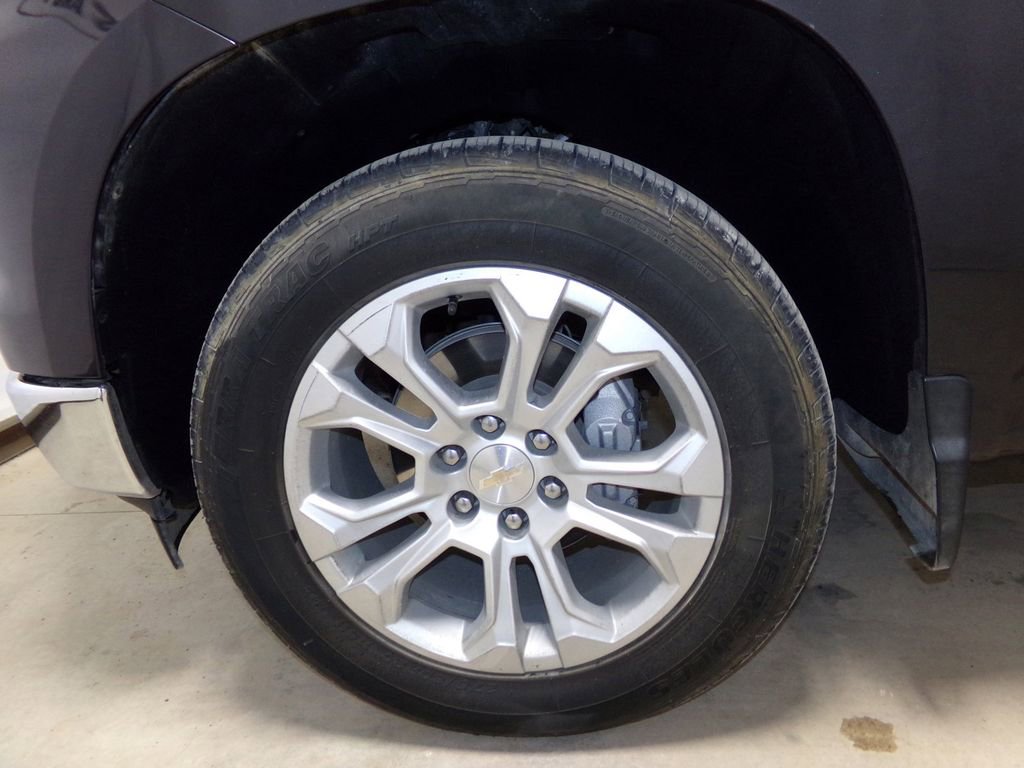 Used 2023 Chevrolet Silverado 1500 LTZ image 31