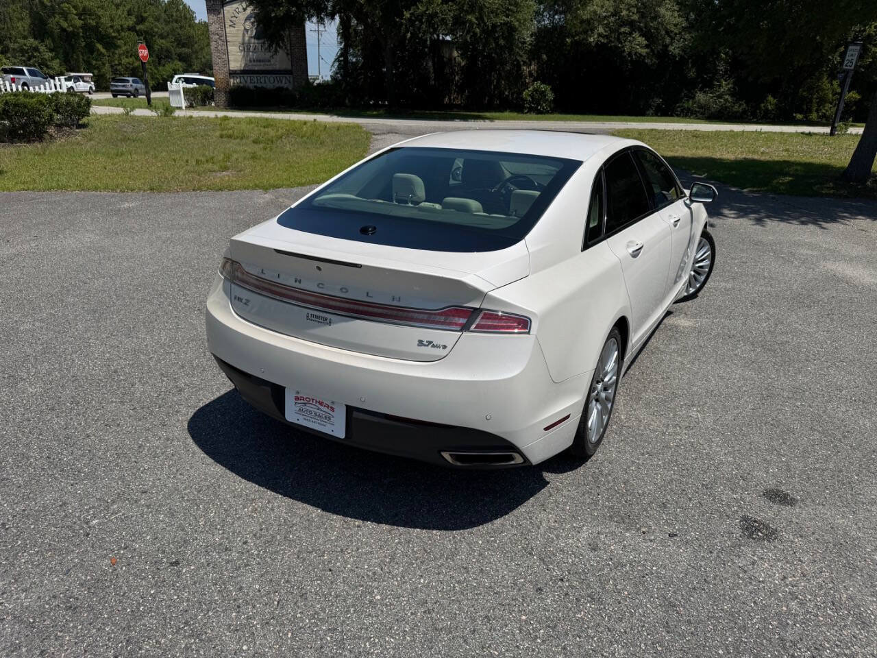 Used 2016 Lincoln MKZ AWD w/ Equipment Group 300A Reserve image 6
