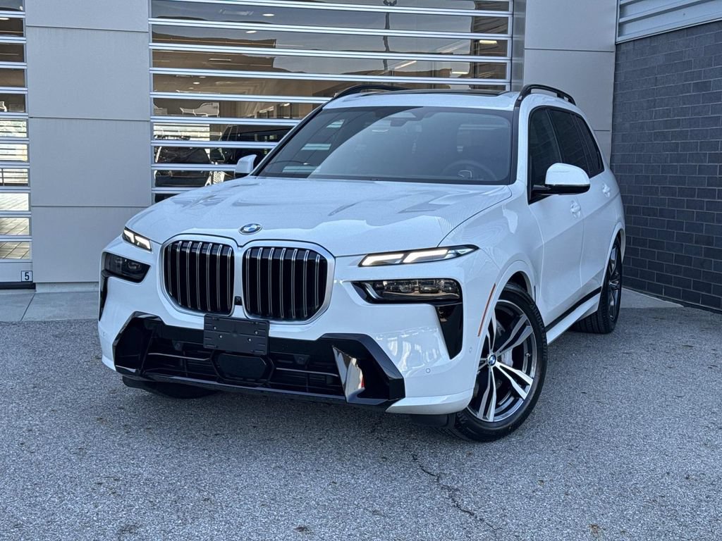 Used 2026 BMW X7 xDrive40i w/ M Sport Package AWD/4WD video 1