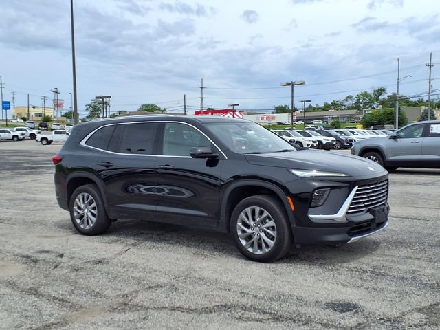 Used 2025 Buick Enclave Preferred AWD/4WD image 9