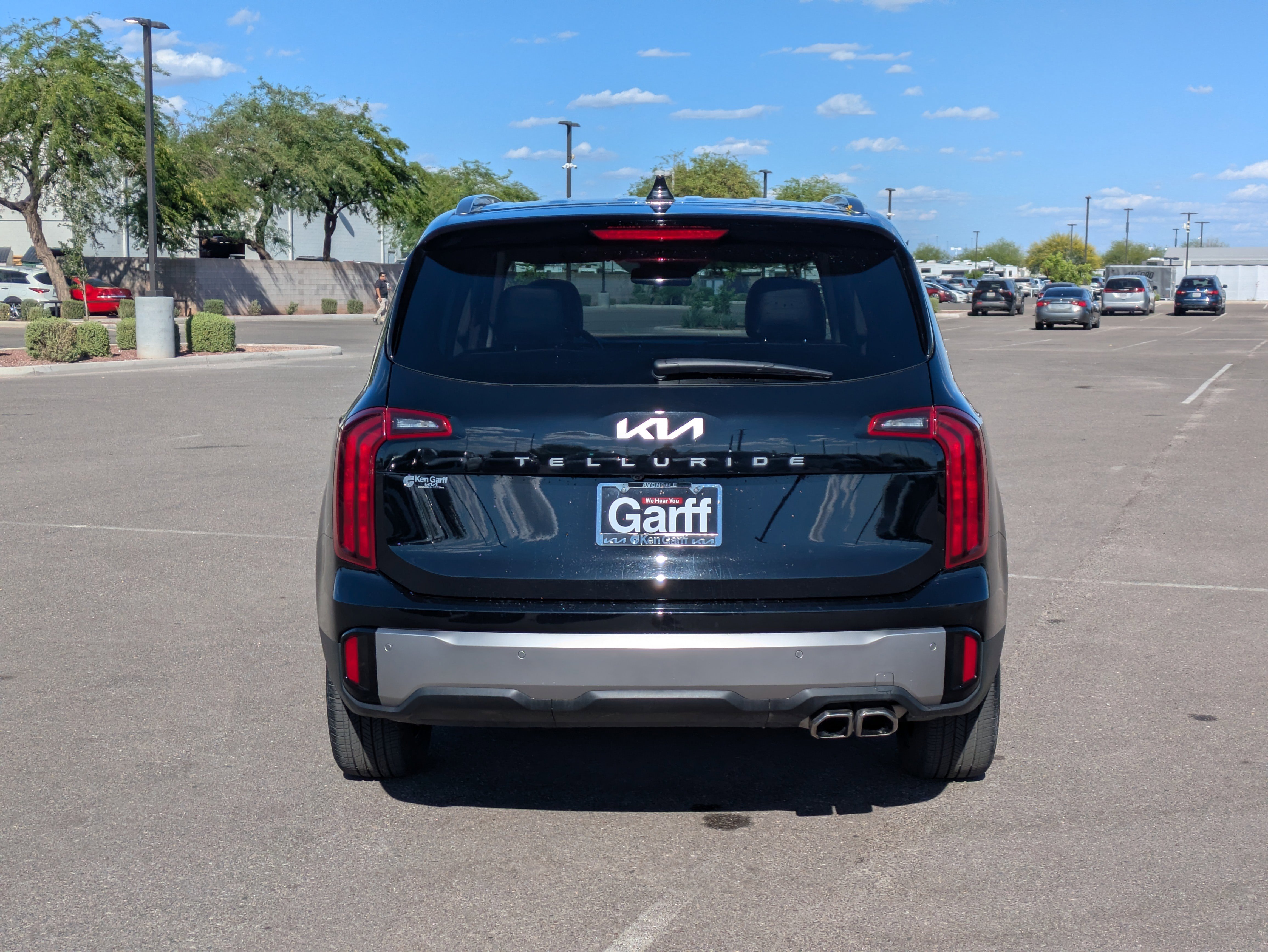 Used 2025 Kia Telluride S image 4