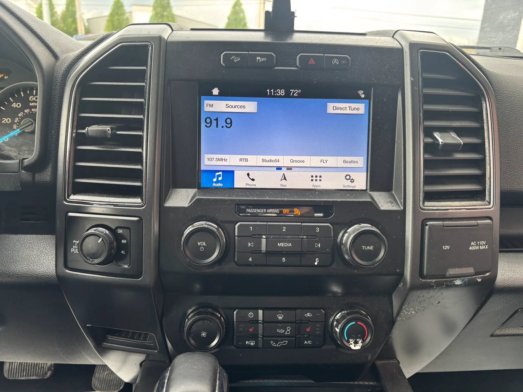 Used 2019 Ford F150 XLT w/ Equipment Group 302A Luxury AWD/4WD image 24