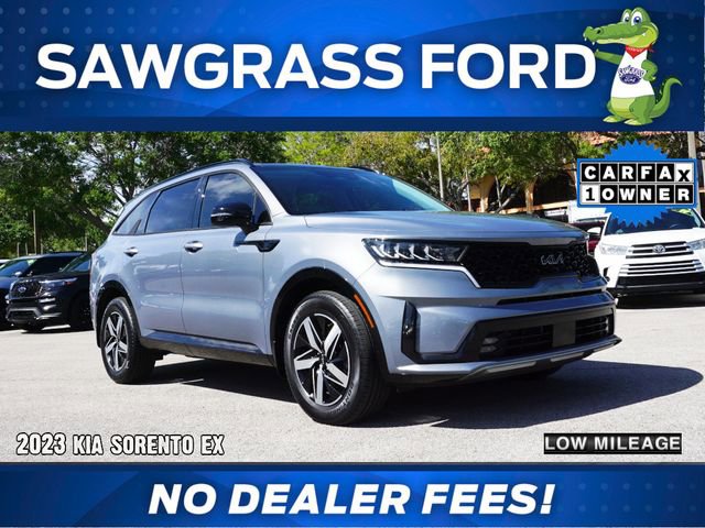 Used 2023 Kia Sorento EX w/ Panoramic Sunroof Package FWD image 1