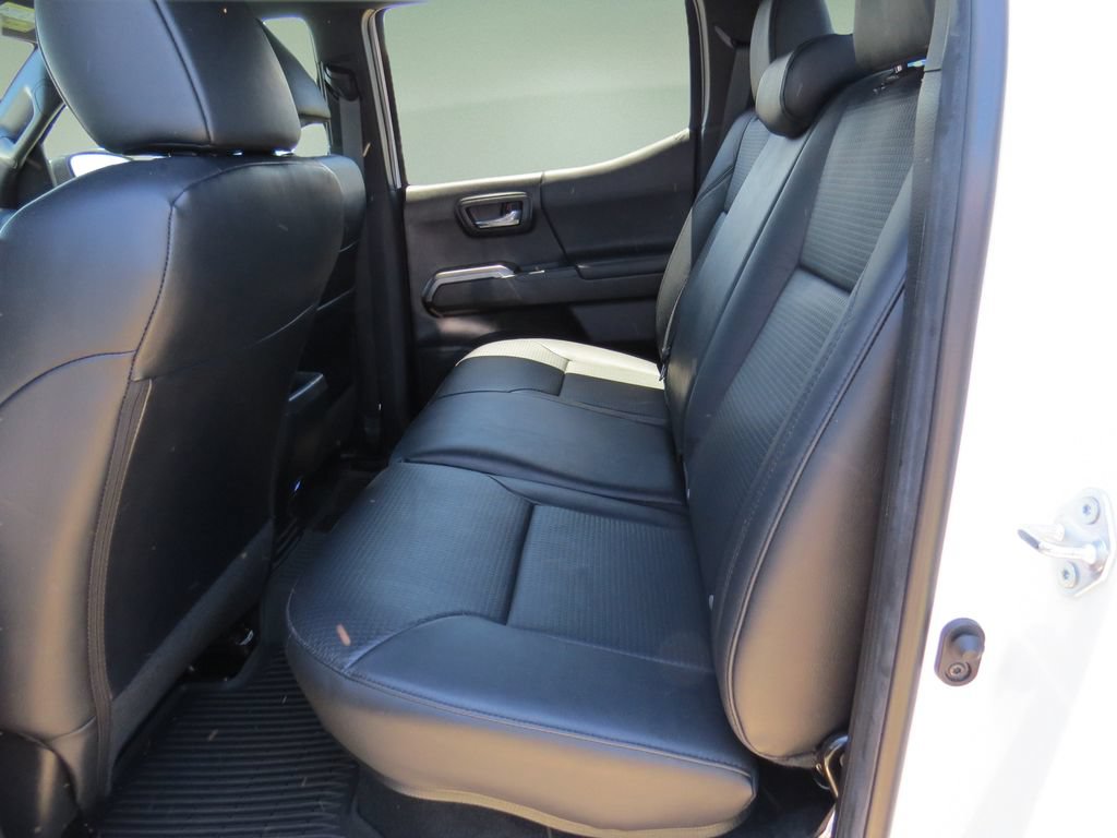 Used 2023 Toyota Tacoma Limited AWD/4WD image 17