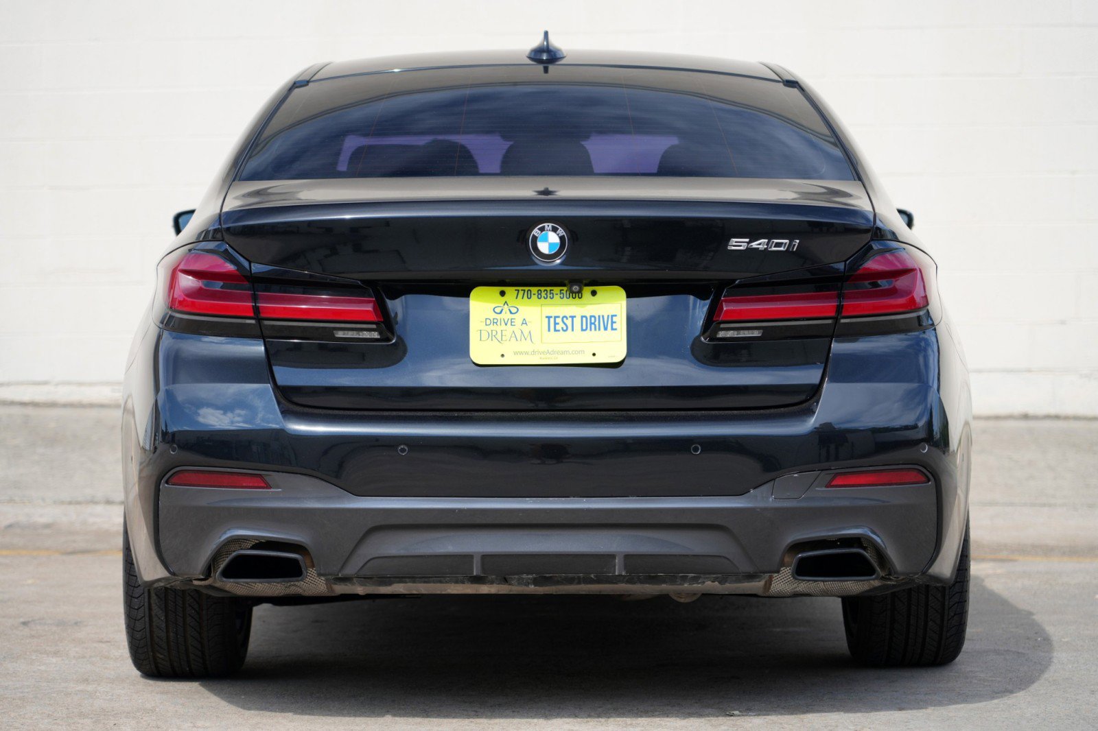 Used 2022 BMW 540i w/ M Sport Package RWD image 11