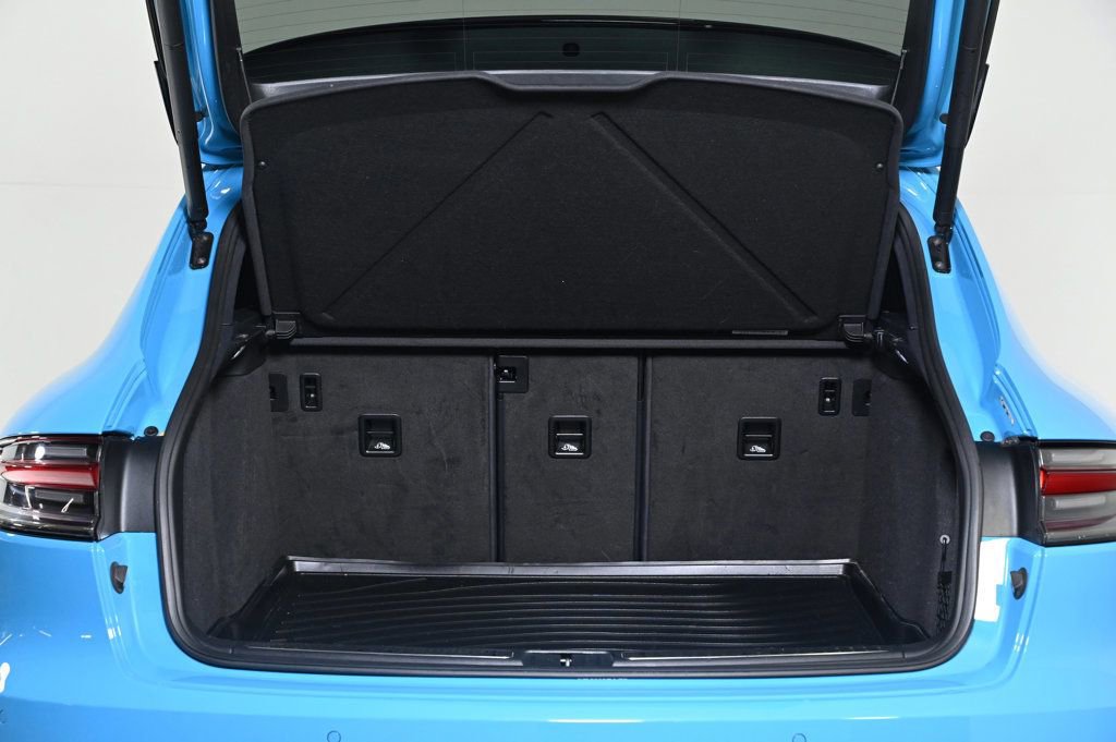 Certified 2019 Porsche Macan image 24