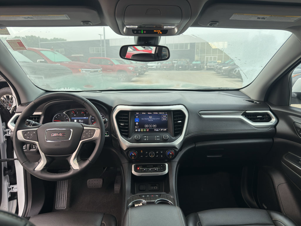 Certified 2023 GMC Acadia SLT w/ LPO, Floor Liner Package AWD/4WD image 29