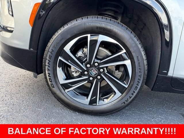 Certified 2025 Buick Enclave Sport Touring FWD image 9