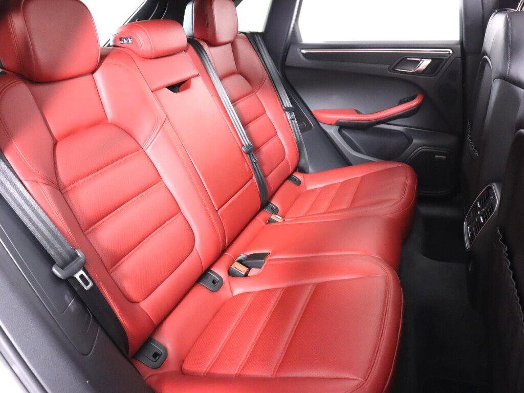 Used 2017 Porsche Macan S image 45
