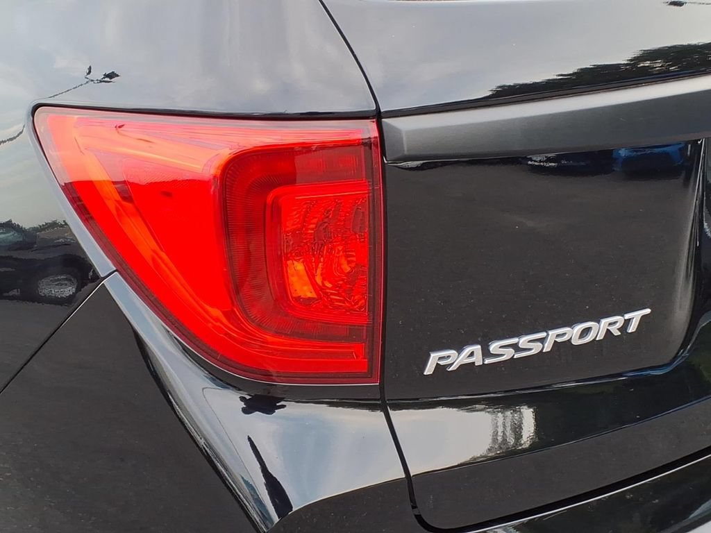 Used 2023 Honda Passport EX-L image 9