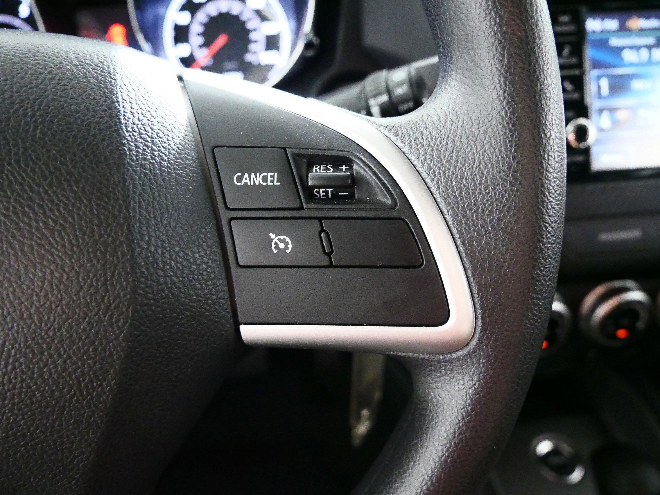 Used 2020 Mitsubishi Outlander Sport ES AWD/4WD image 28