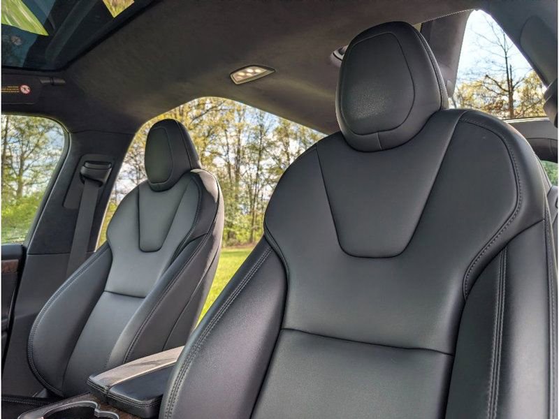 Used 2020 Tesla Model X Long Range image 16