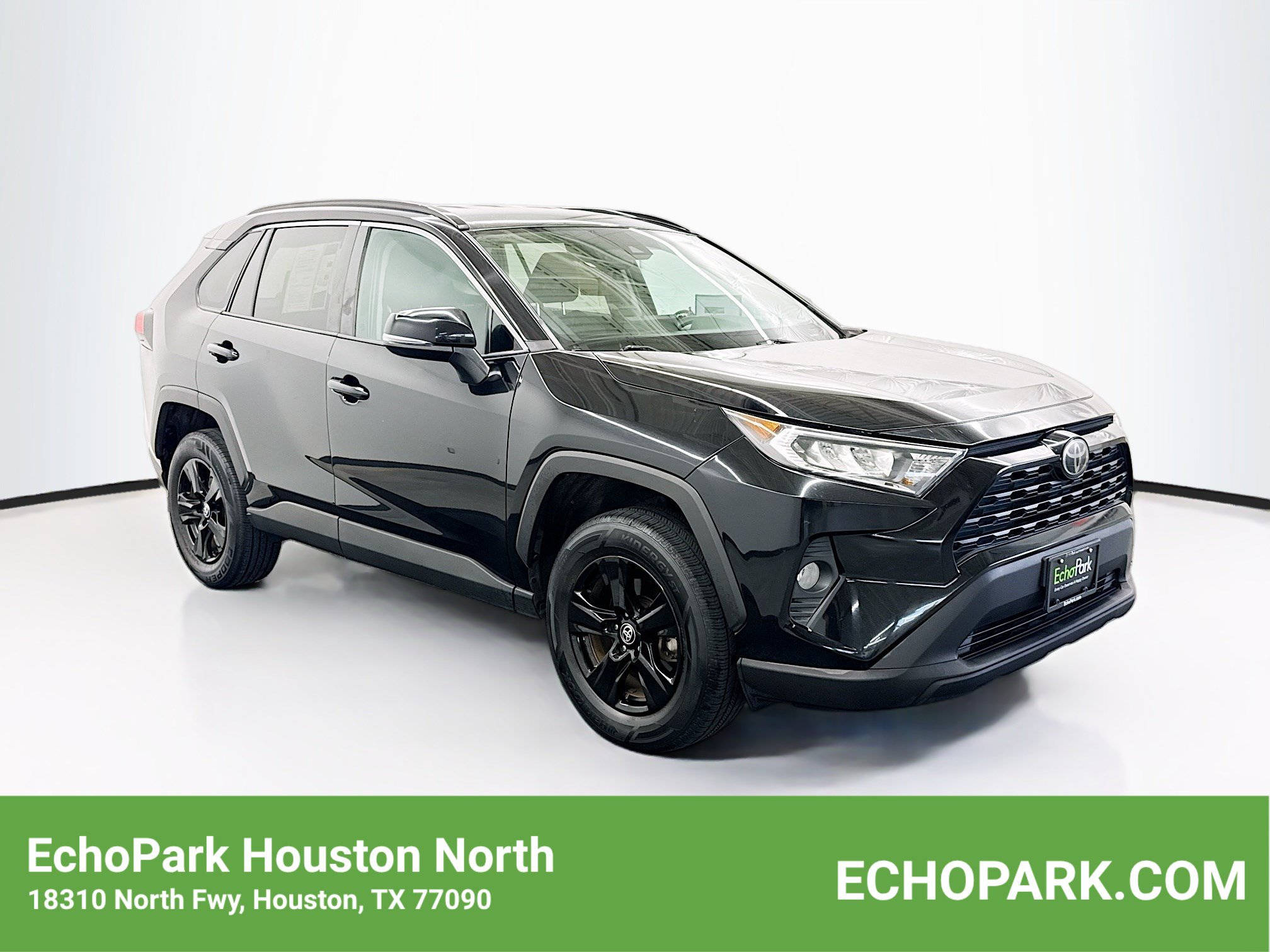 Used 2021 Toyota RAV4 XLE FWD video 1
