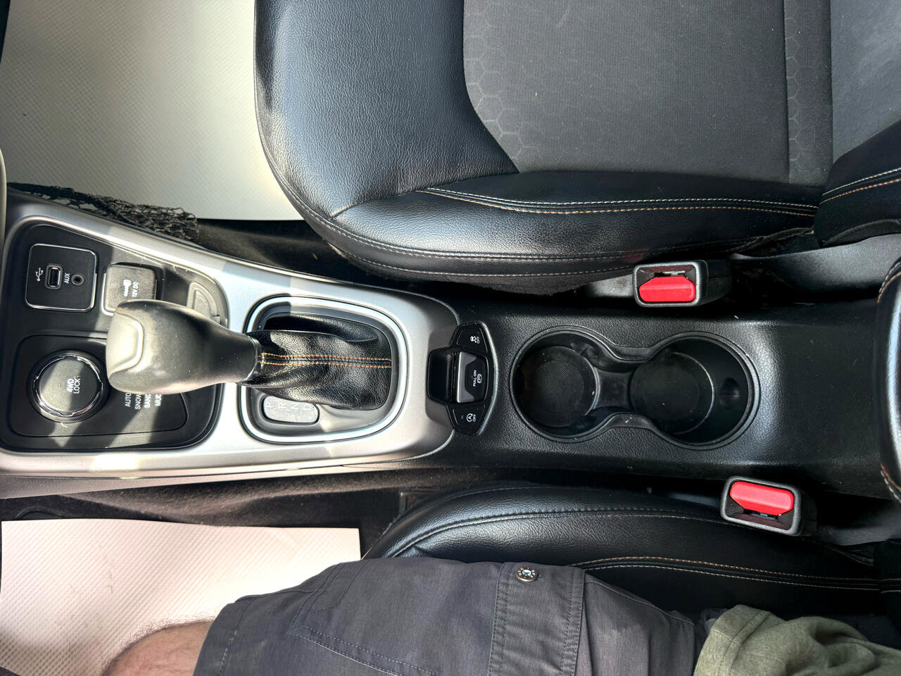 Used 2017 Jeep Compass Latitude w/ Popular Equipment Group image 33