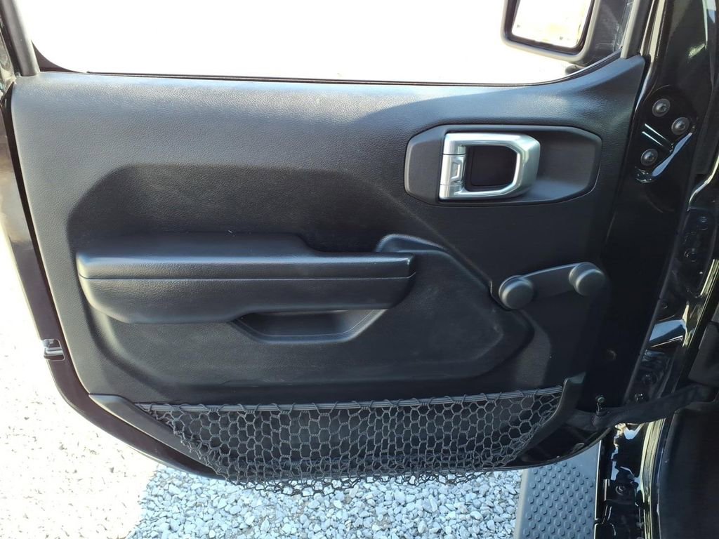 Used 2021 Jeep Wrangler Unlimited Sport image 11