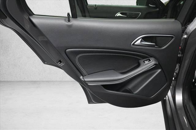 Used 2015 Mercedes-Benz GLA 250 4MATIC image 23