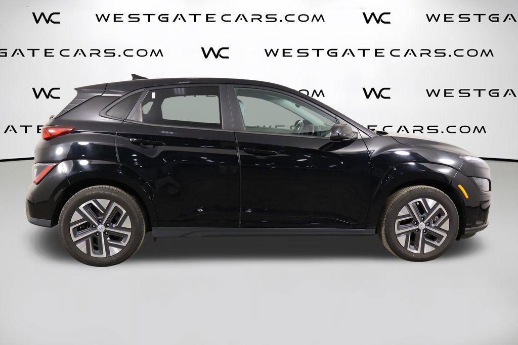 Used 2023 Hyundai Kona SE w/ Cargo Package image 39