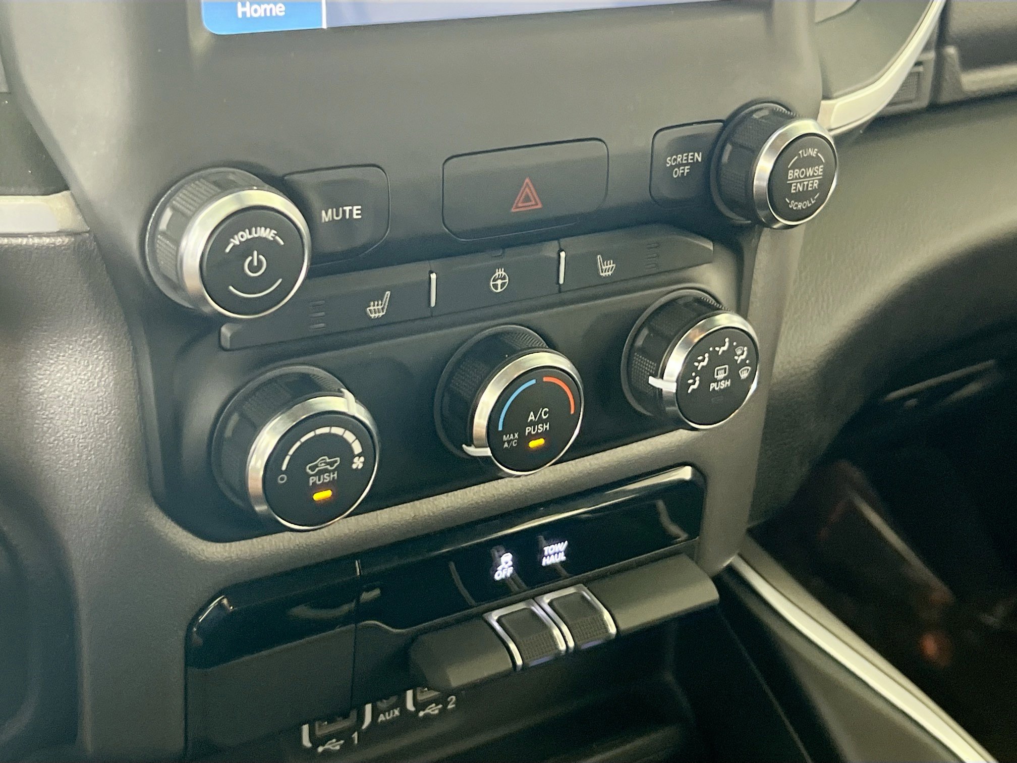 Used 2023 RAM 1500 Big Horn image 15