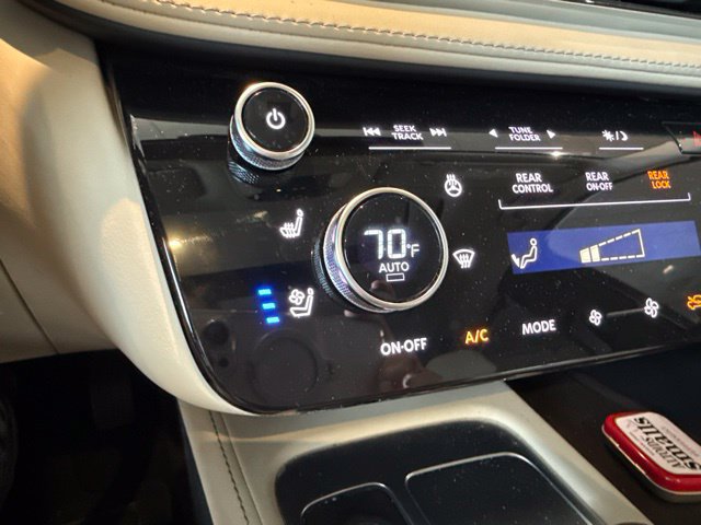 Used 2023 INFINITI QX60 Luxe w/ Cargo Package AWD/4WD image 6
