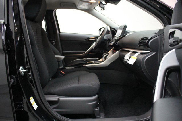 New 2026 Mitsubishi Eclipse Cross LE AWD/4WD image 18